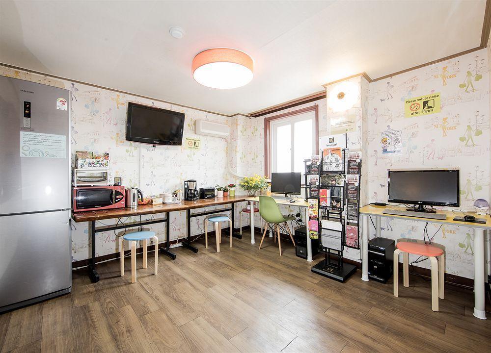 Auberge de jeunesse Apple Backpackers à Séoul Extérieur photo